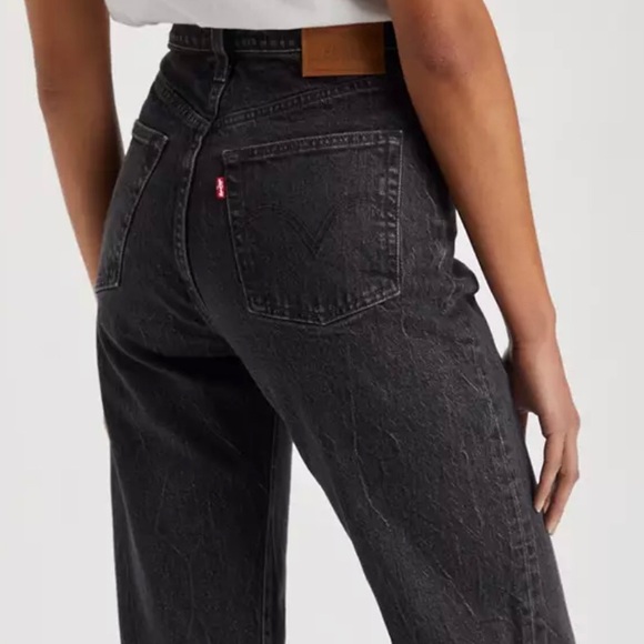 Levi’s Straight Ankle Women’s Jeans - Picture 2 of 6